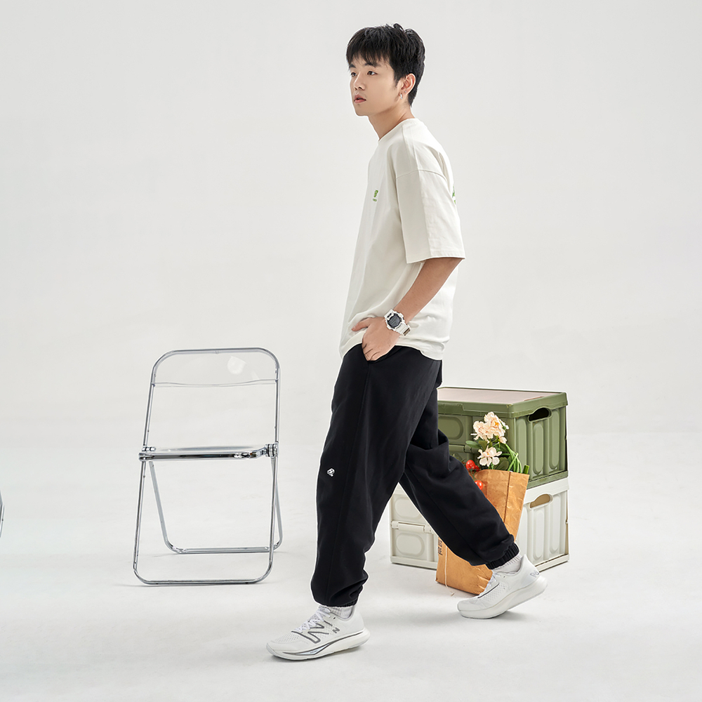 Кроссовки New Balance Fuelcell Rebel V3