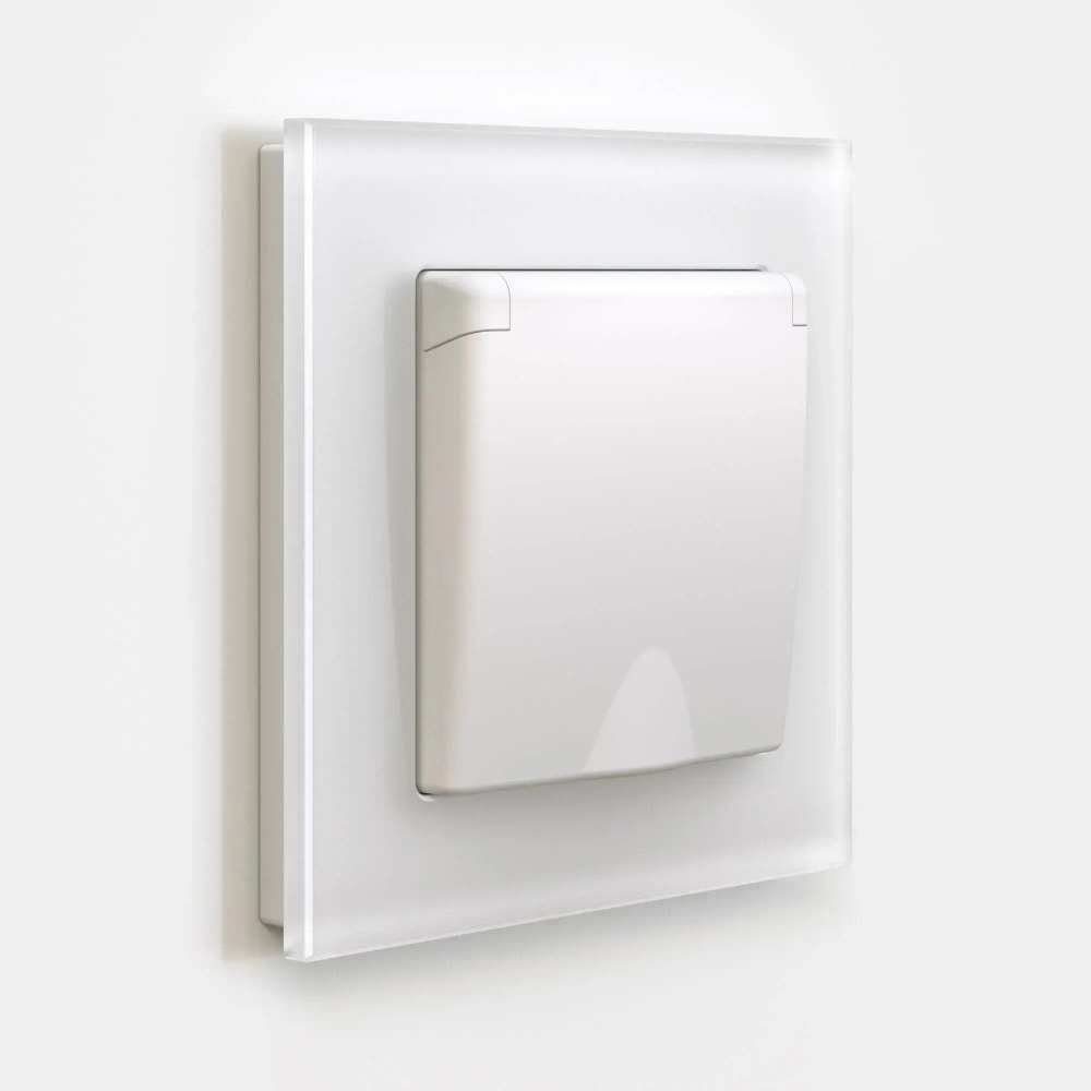 Розетка с заземлением и шторками c крышкой IP44 (белый матовый) W1171261