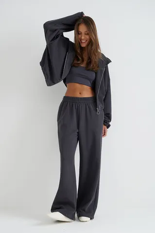 Широкие джоггеры без начеса с утяжкой цвета антрацит