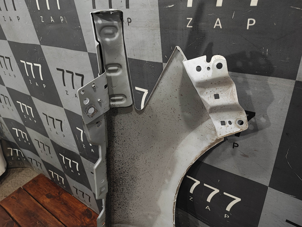 Крыло переднее левое Changan UNI-V 22-нв Б/У Оригинал C281F2701020100