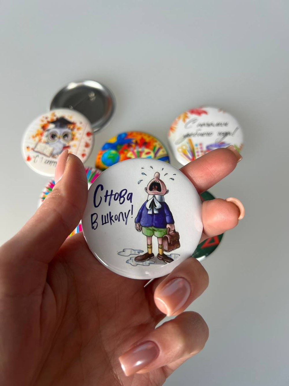 Изготовление значков с логотипом на заказ!