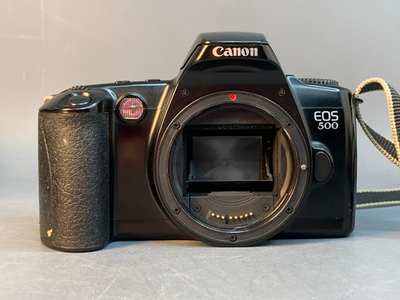 Canon EOS 500 Kit 35-80mm 4-5.6 II