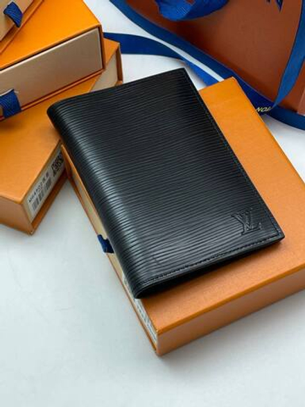 Обложка для паспорта Louis Vuitton
