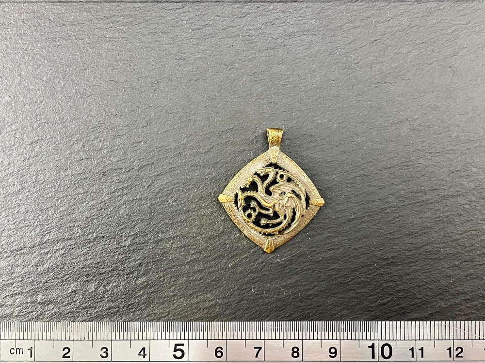 Подвеска. Герб дома Таргариенов