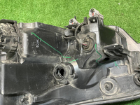 Фара правая Toyota RAV 4 CA40 (2015-2019) галоген