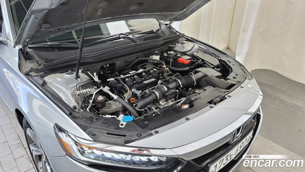 Honda Accord 10 Generation 1.5 Turbo (01.2020)