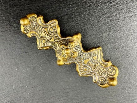 Фибула. Финляндия 9-11 в. (равноплечная)