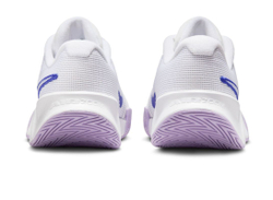 Женские Кроссовки теннисные Nike Zoom GP Challenge Pro - белый