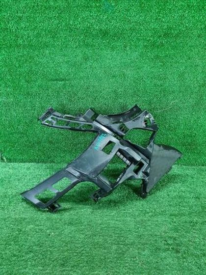 Кронштейн бампера правый Mercedes S W222 (13-17)