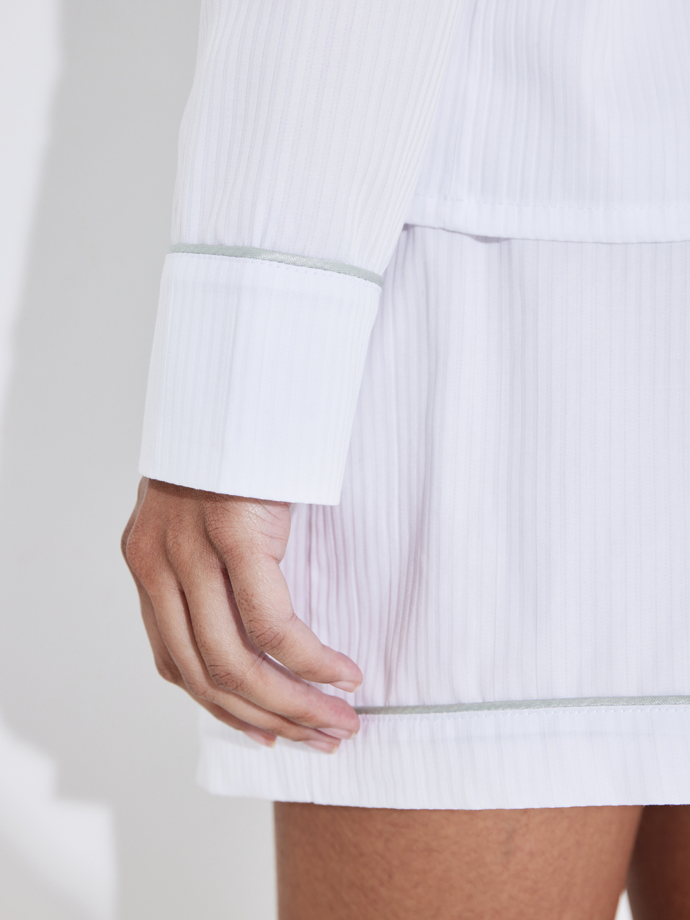 Пижама Suite Pyjama in white (2) рубашка с длинным рукавом + шорты