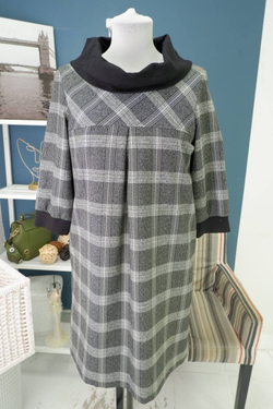 Платье Retropol в клетку 46 размер