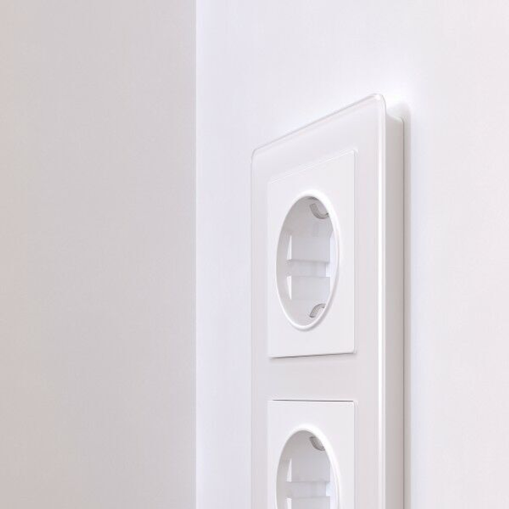 Рамка на 3 поста Acrylic (белый)