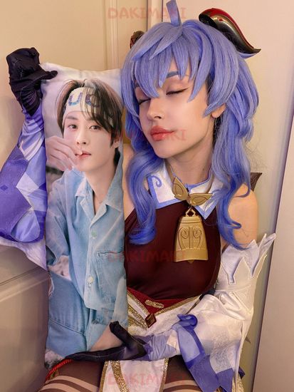 Мини дакимакура Ли Минхо из Стрей Кидс арт. M1113, 60х20 см