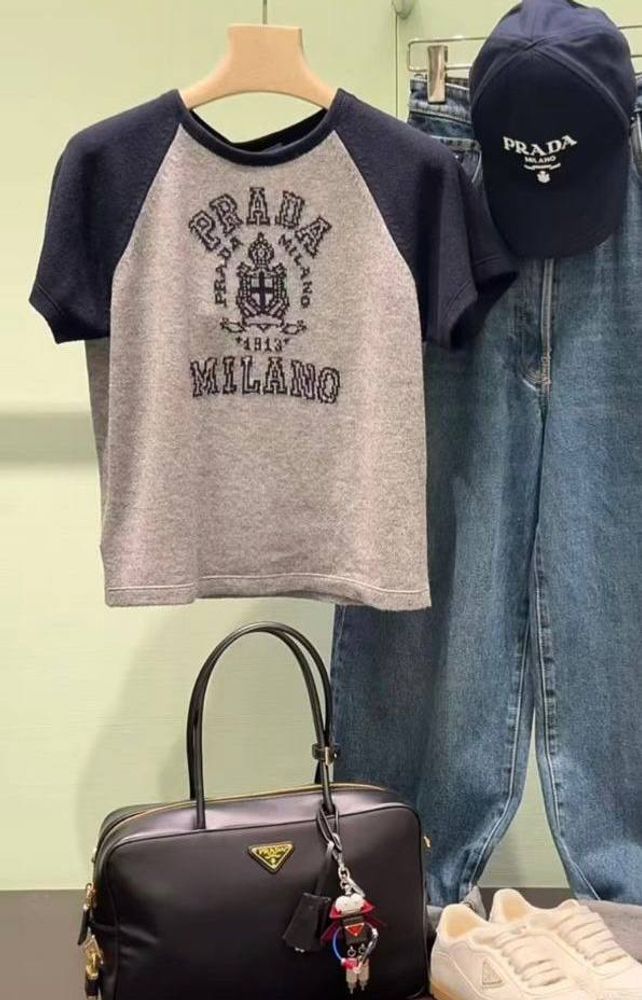 Трикотажная футболка Prada
