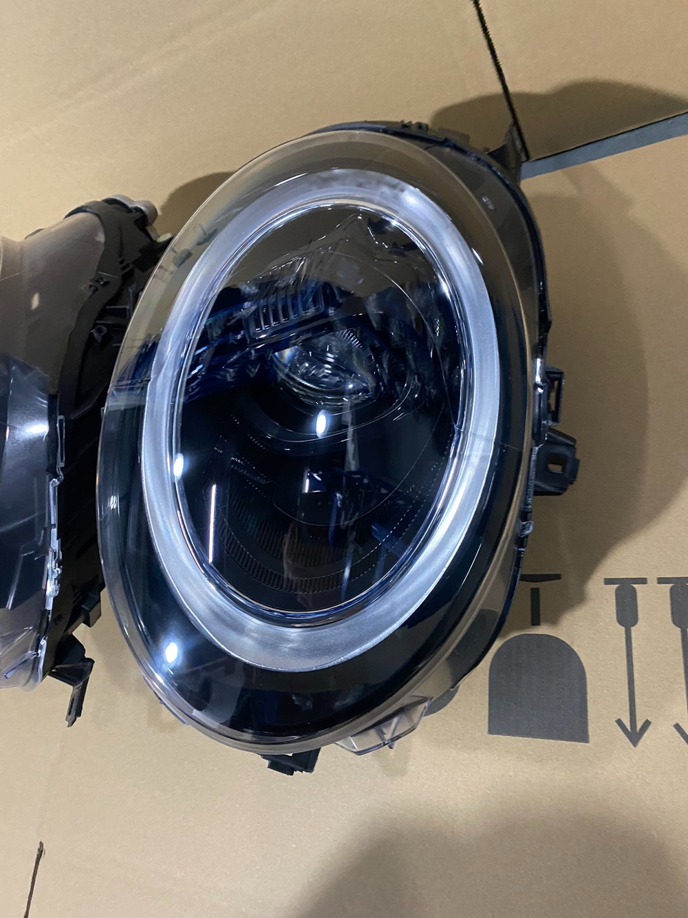 Оригинальный передний правый LED фара BMW Mini F56