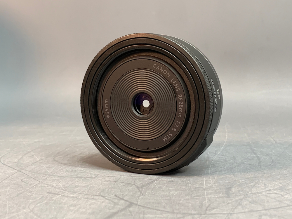 Canon RF 28mm f/2.8 STM