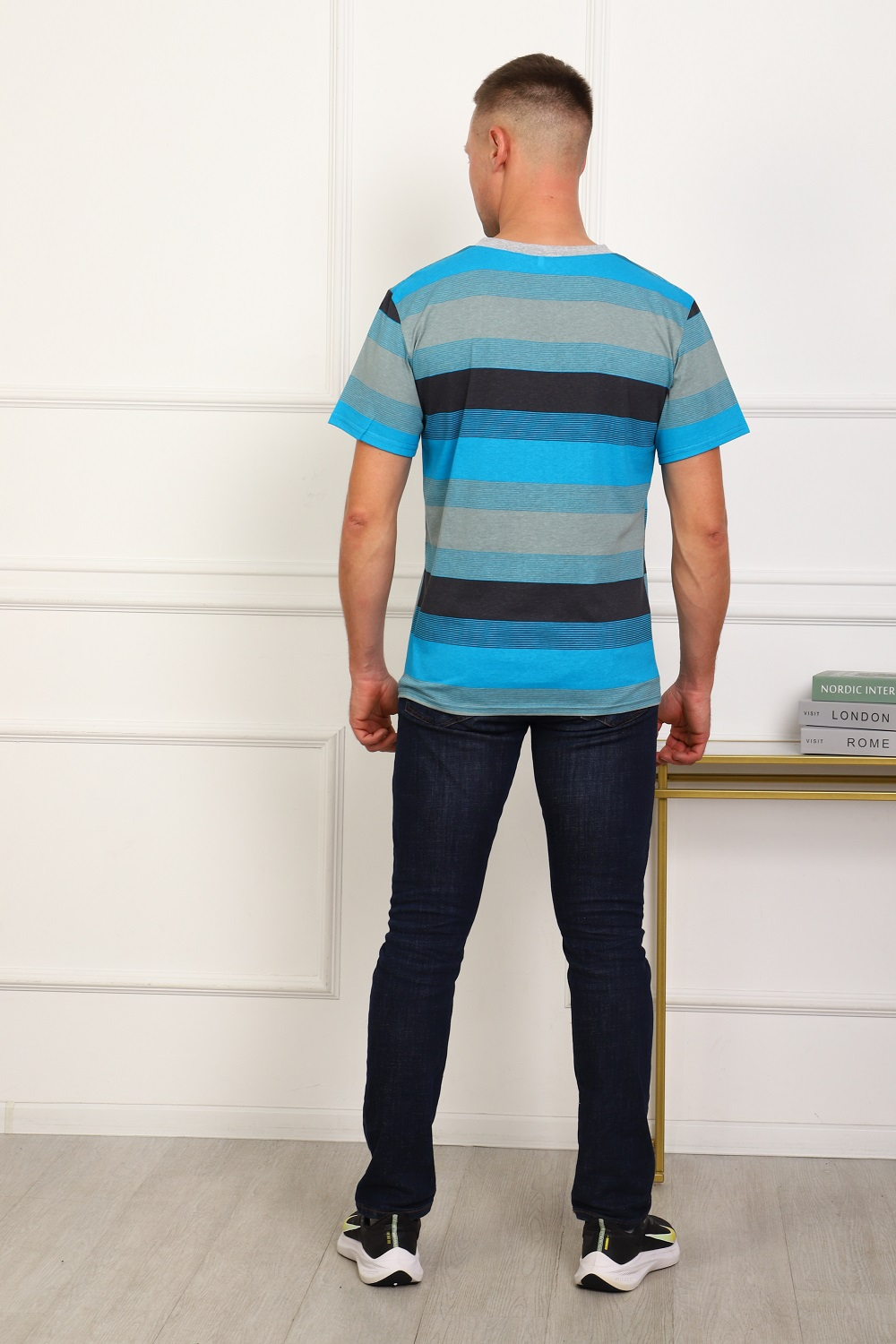 1098 Футболка