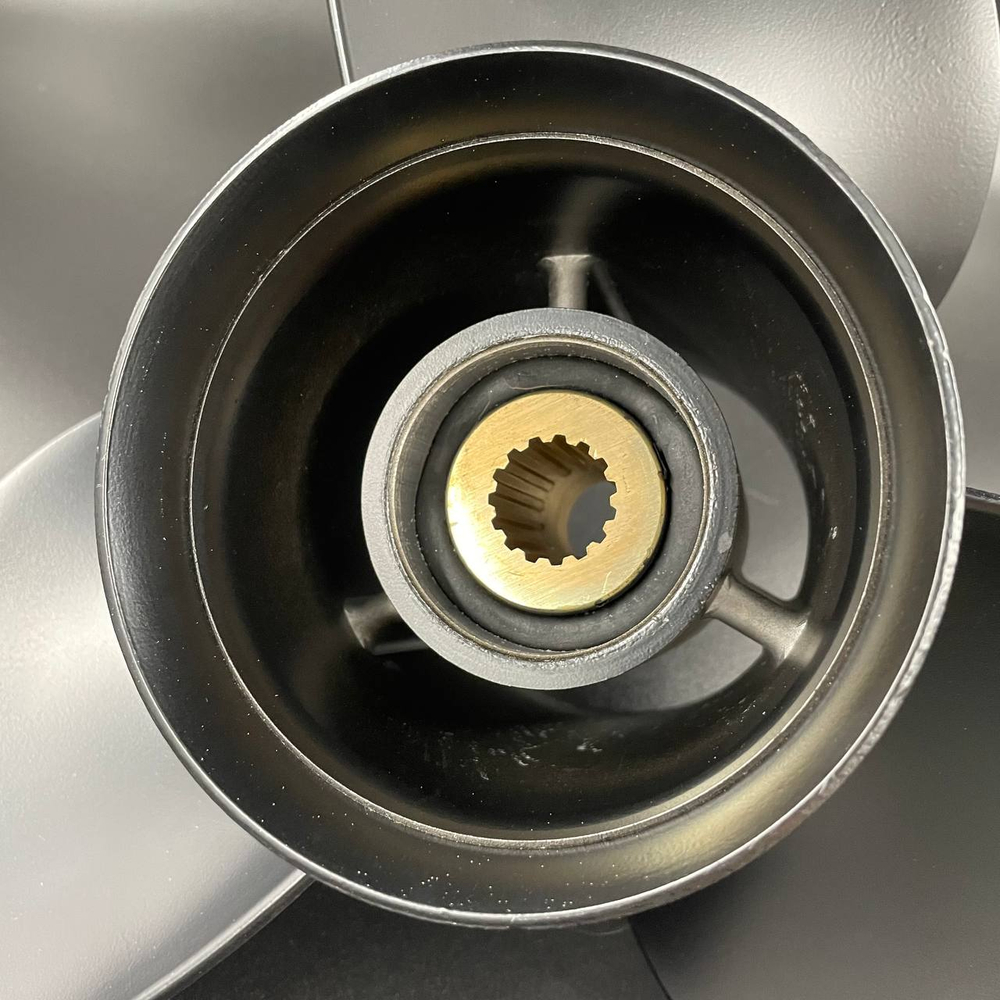 Гребной винт Yamaha 150-300, F150-F275, F300B (3x15-1/4x15)