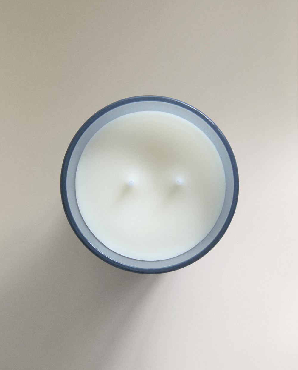Zara Home Ароматическая свеча Aqua Bergamota, 350 г, аромат для дома