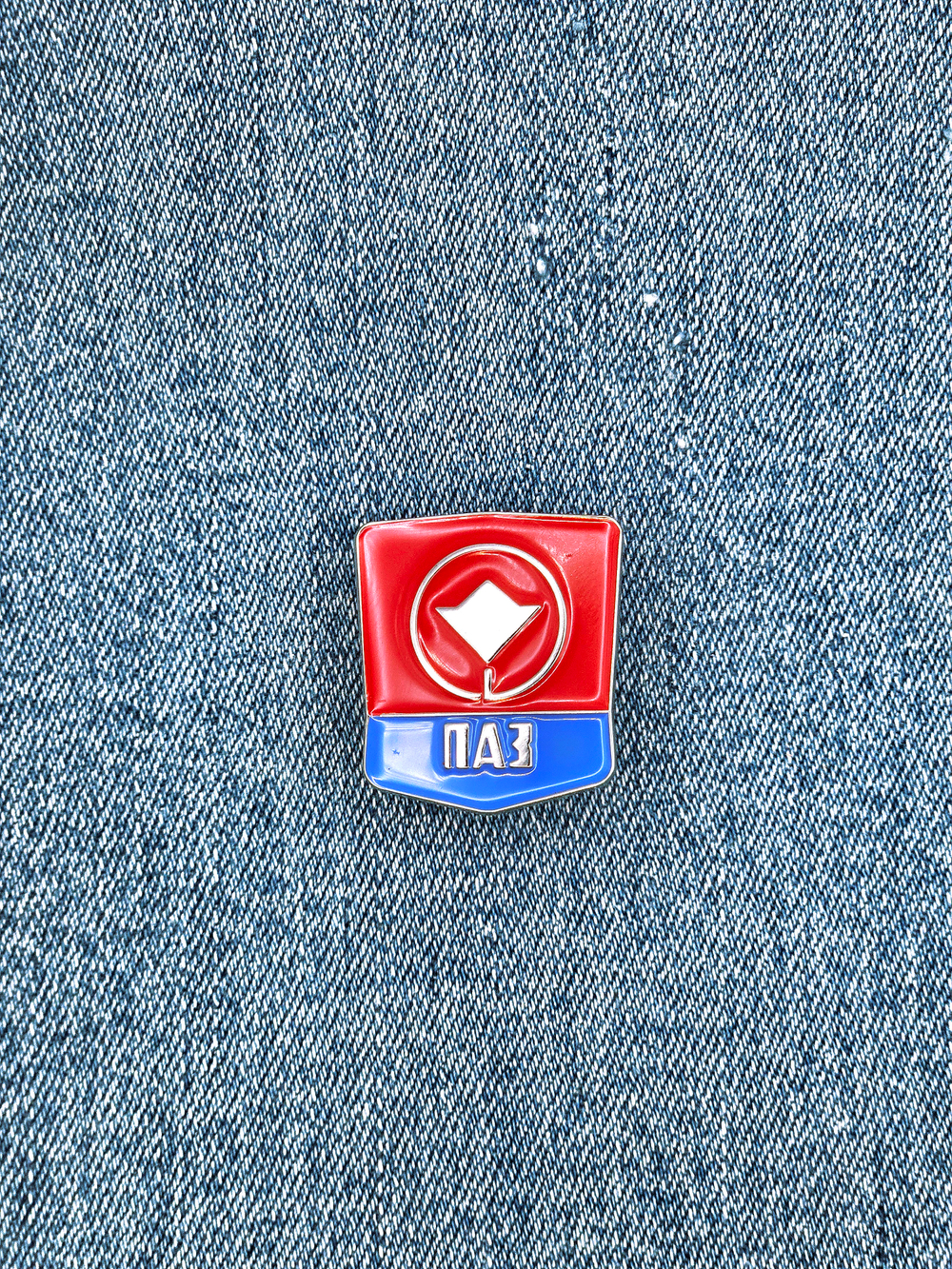 Значок Павловский автобусный завод (логотип ПАЗ прежних лет)