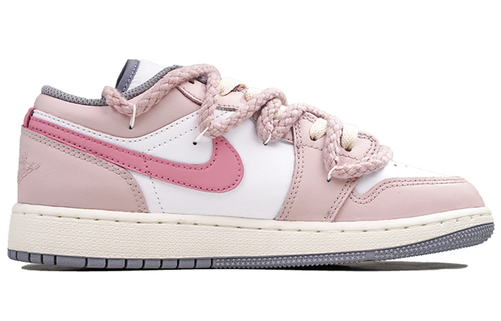 Кроссовки Jordan Air Jordan 1 Low Risk GS (Подростковая размерная сетка)