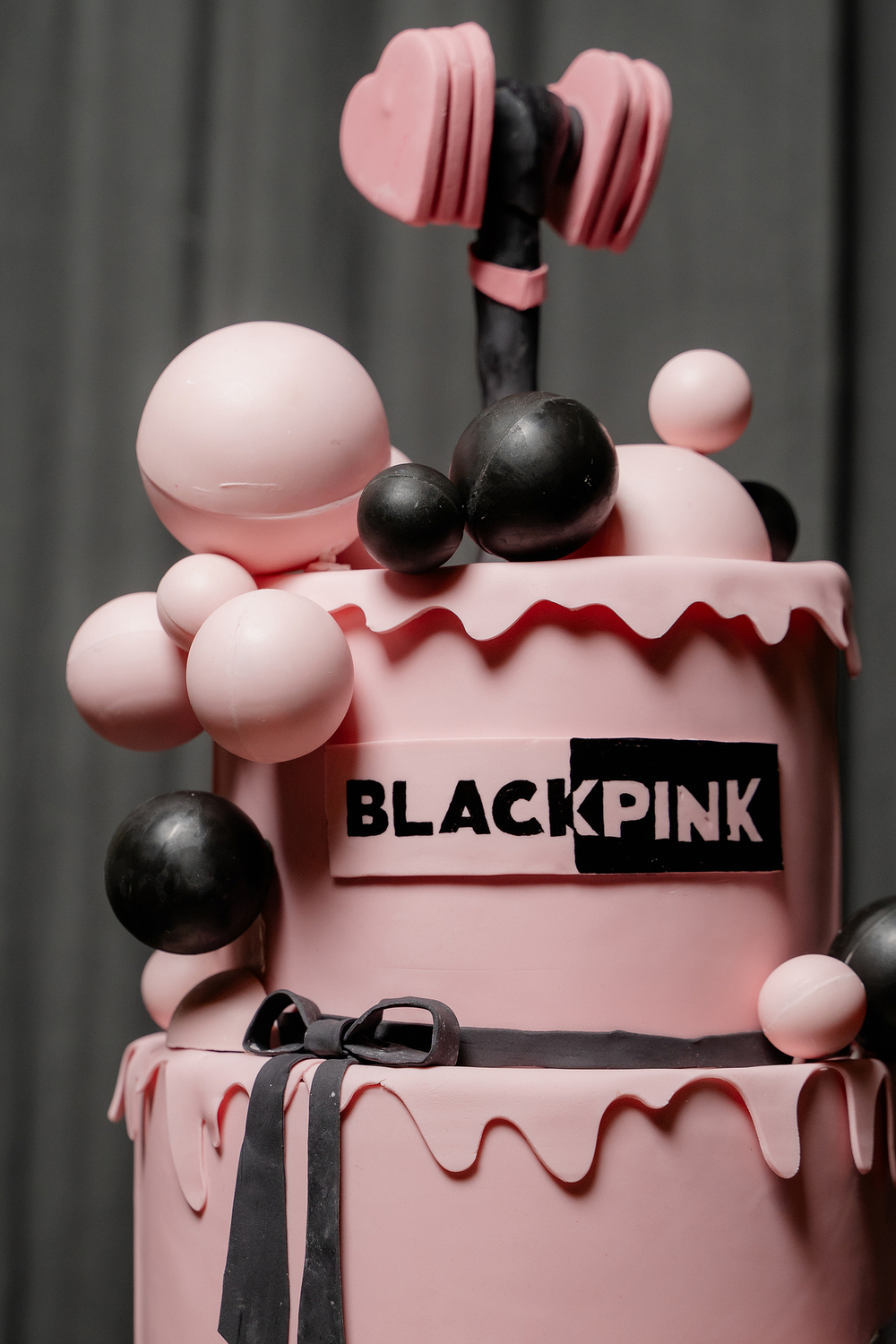 Black Pink Party