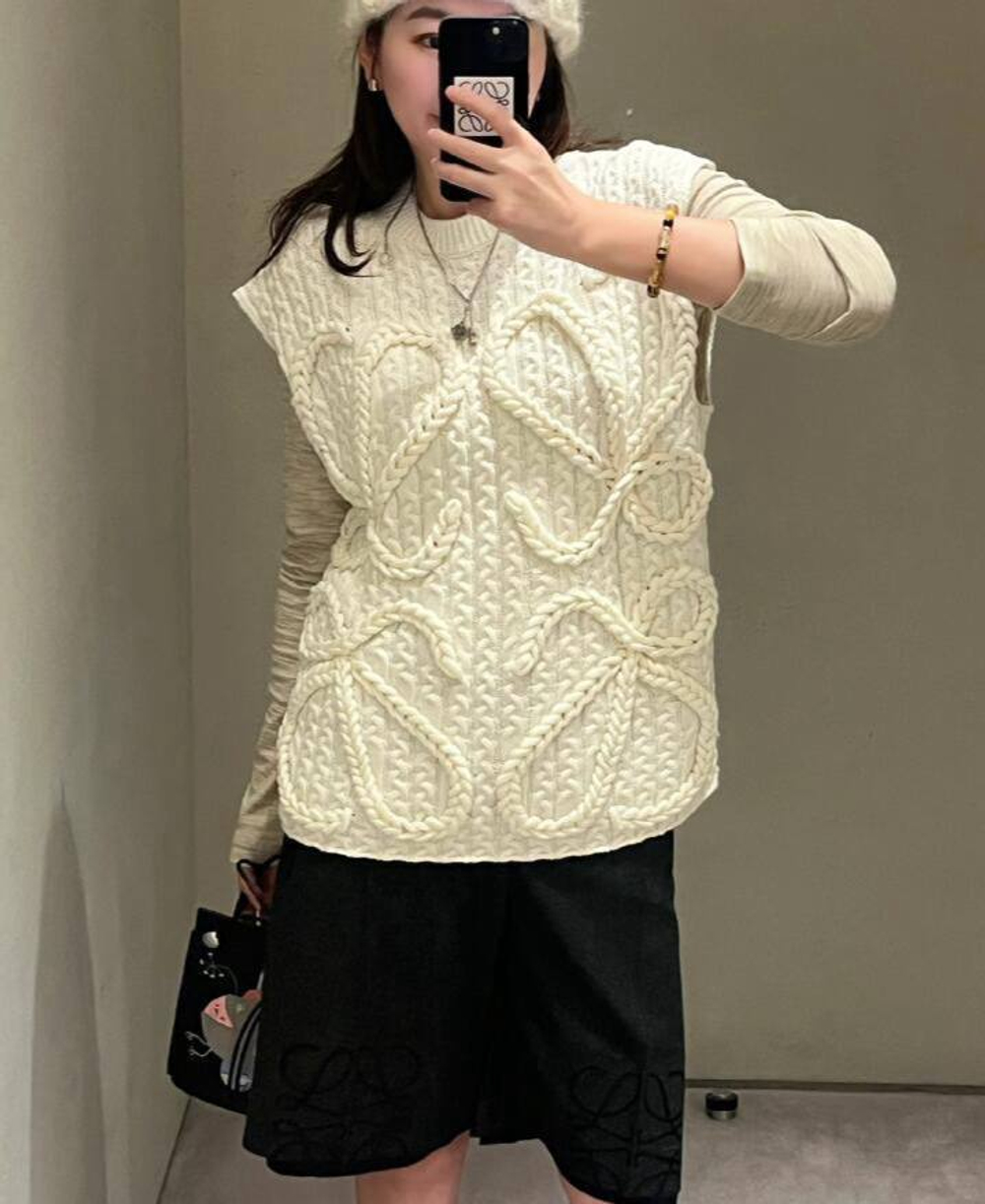 Жилет Loewe