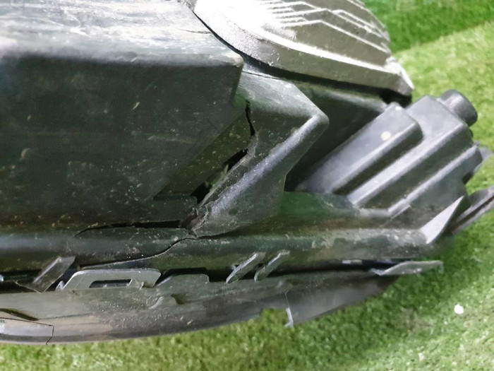 Битая Фара правая Mercedes GLC X253 (2015-2019) LED