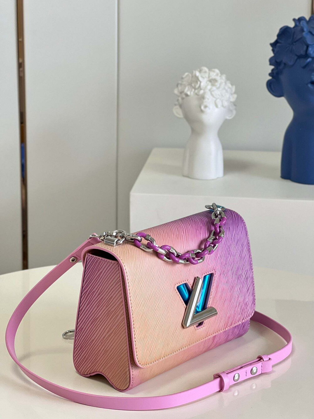 Louis Vuitton Twist MM