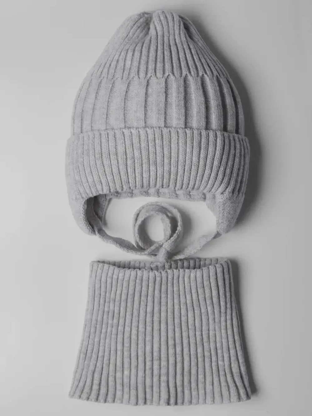 Шапка детская осенняя со снудом