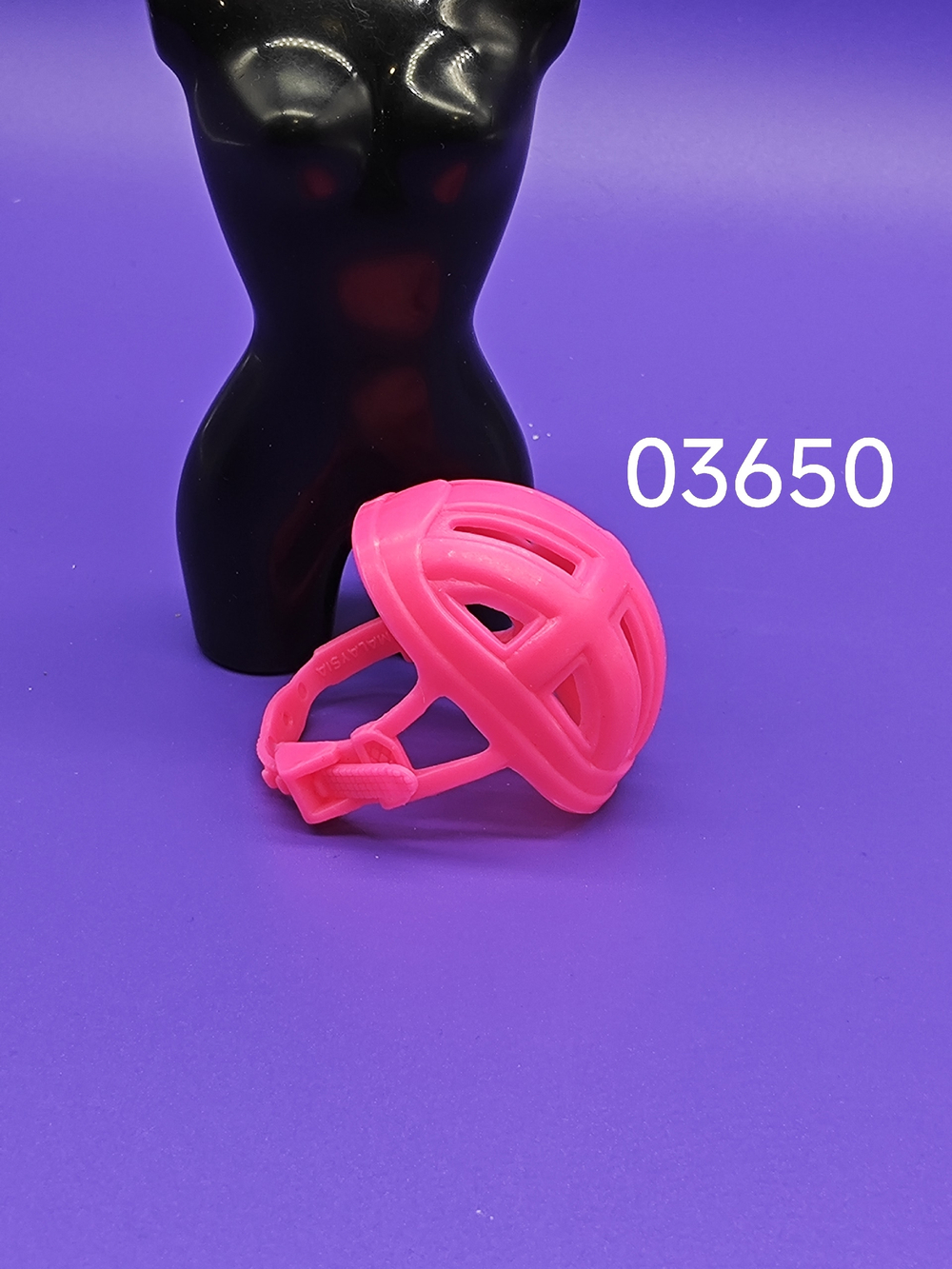 Аксессуар для куклы Барби винтаж - шлем 03650