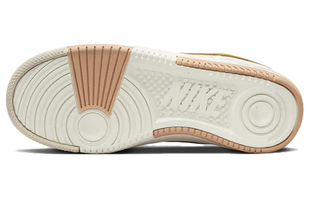 Кроссовки Nike (Женская размерная сетка)