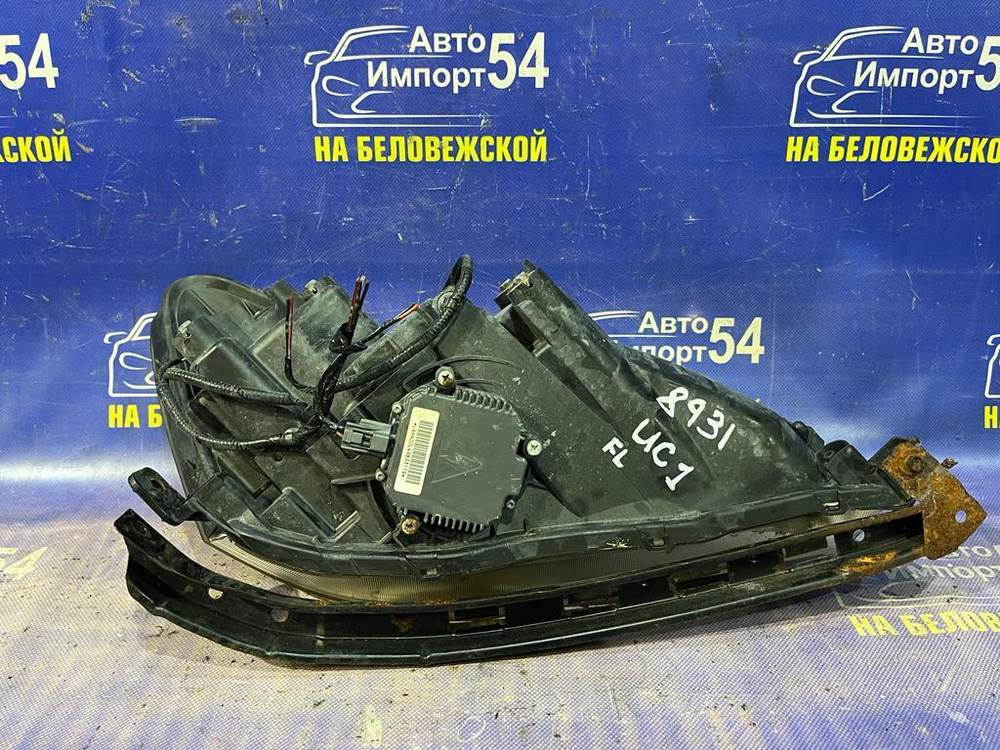Фара передняя левая Honda INSPIRE 2003-2007