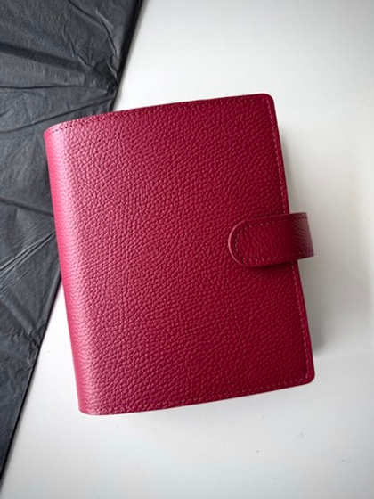 Обложка на кольцах В6 без карманов на хлястике, флотер маджента