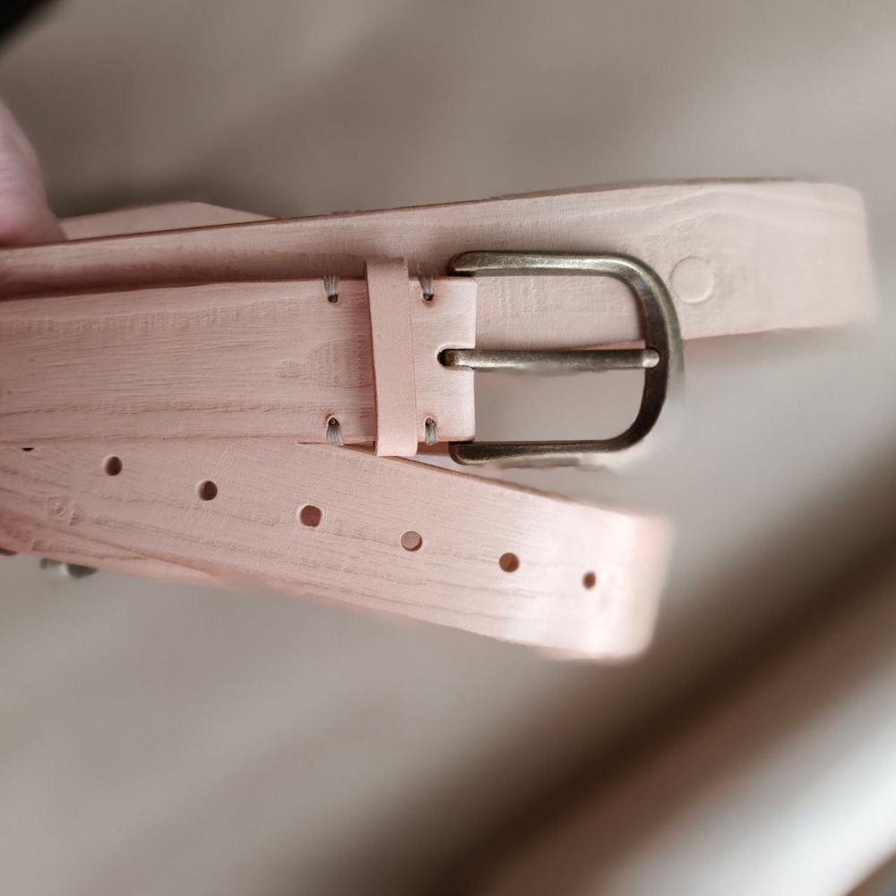 Ремень из кожи растительного дубления