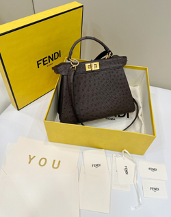 Fendi Peekaboo ISeeU Small 27 cm