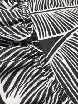 Постельное белье "Ферн" семейное   наволочки 50х70 2шт Простынь на резинке 160х200 см  Пододеяльник 145х215 см(2шт)  Сказка перкаль