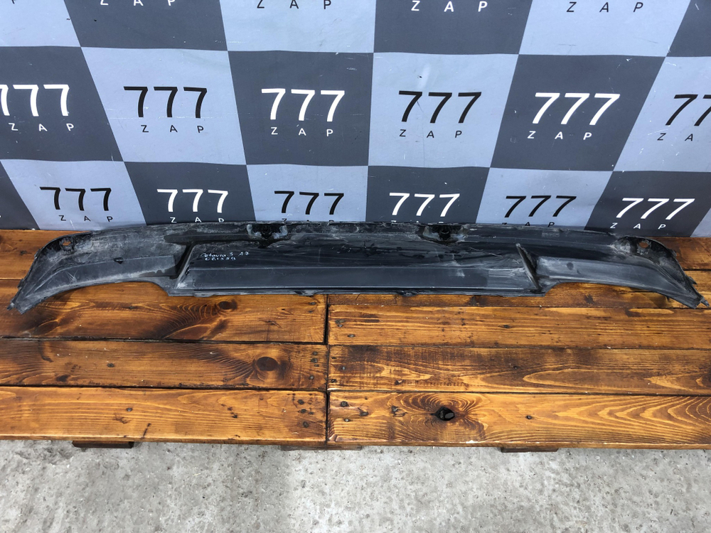 Юбка заднего бампера Skoda Octavia 3 (A7) 13-17 Б/У Оригинал 5E5807521