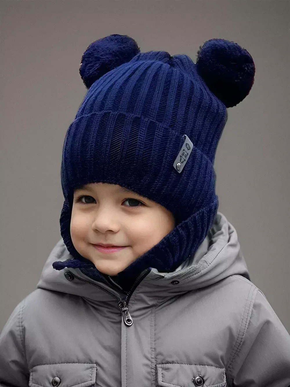 Шапка для мальчика со снудом осенняя