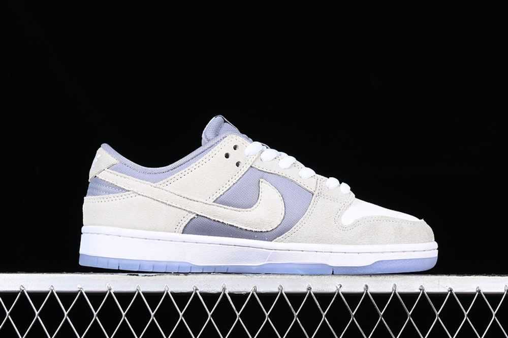 Nike SB Dunk Low Wolf Grey