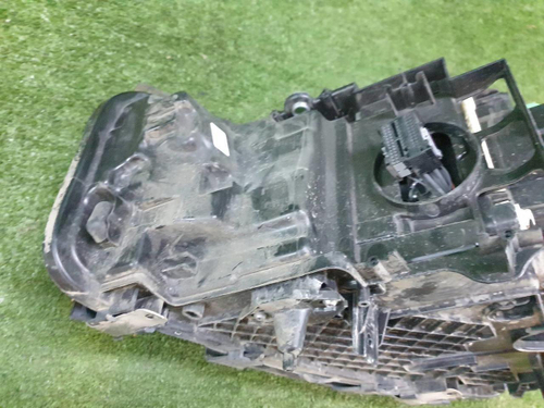 Фара правая BMW 5er G30 (2020-2023) LED