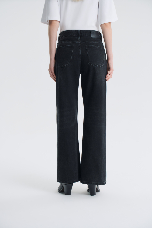 Джинсы прямые средней посадки