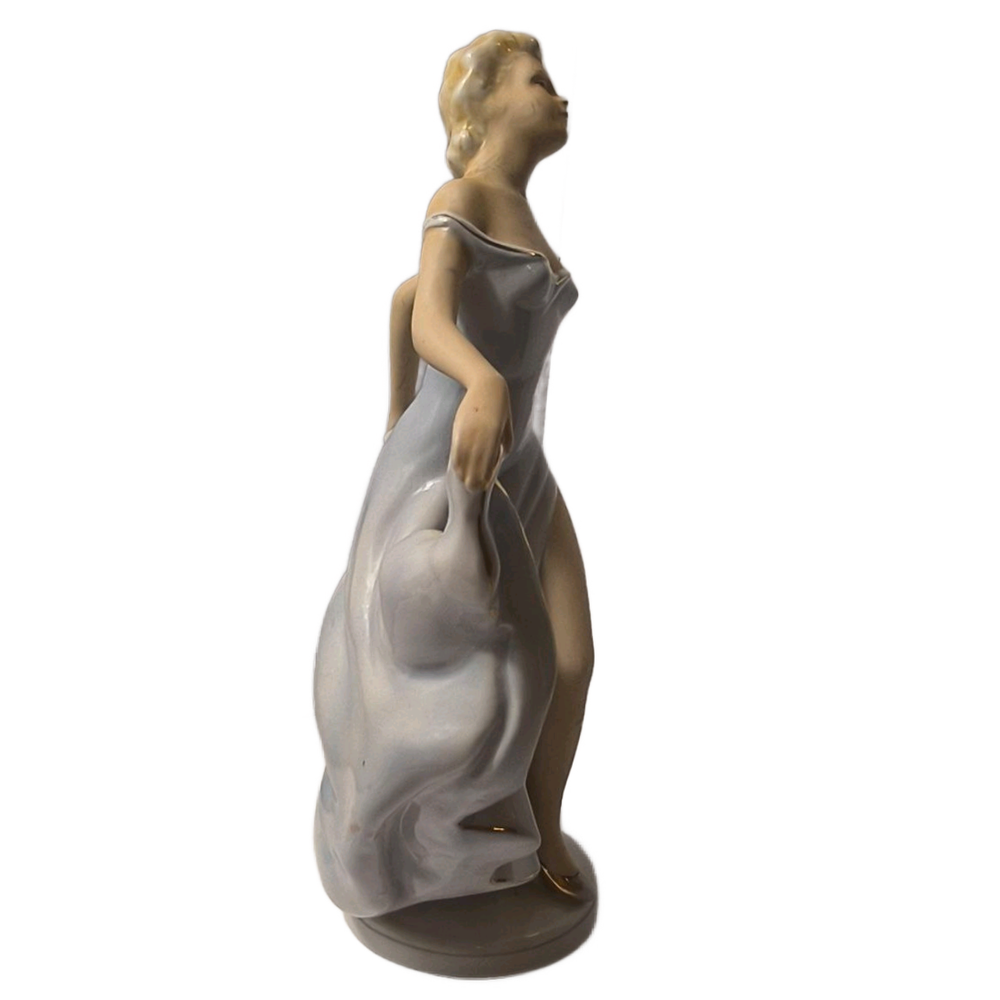 Фарфоровая статуэтка "Танцовщица" Германия, 1960 - 1970 гг.