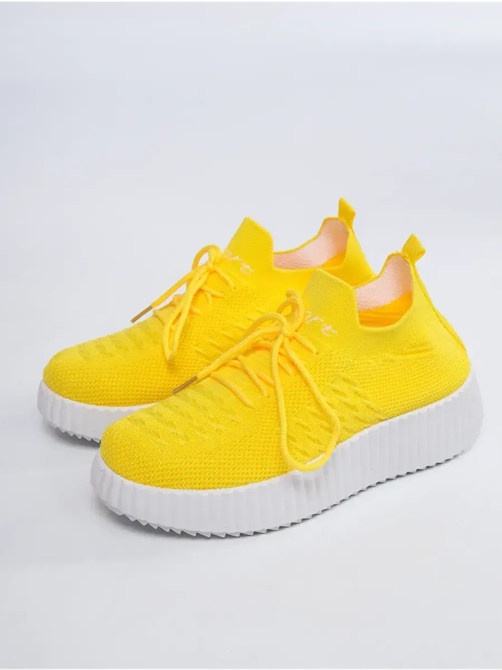 Слипоны на высокой подошве мокасины летние текстильные