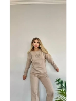 Костюм женский