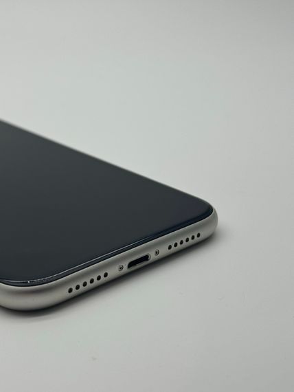 iPhone 11 64Gb White