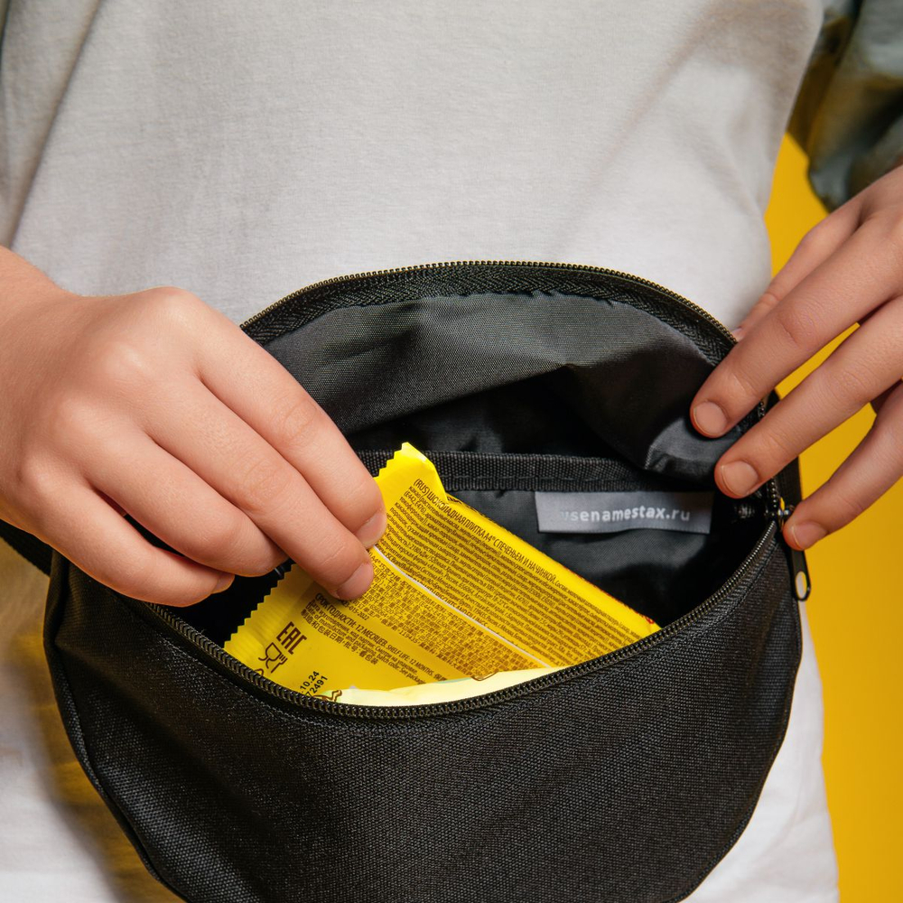 Поясная сумка с держателем для карт. Без принта