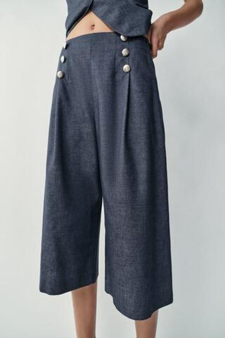 ZARA УДЛИНЕННЫЕ ШОРТЫ ИЗ ЛЬНА С ПУГОВИЦАМИ, ИНДИГО