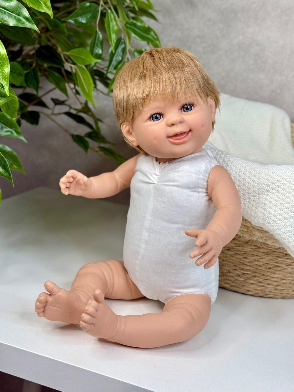 Кукла Marina and Pau 45cм Rosie мягконабивная (M1168K)