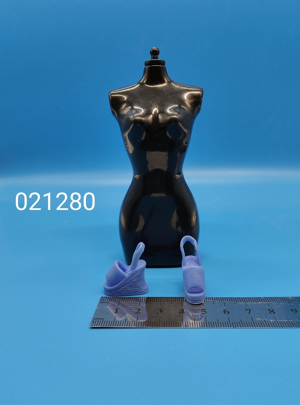 Обувь для куклы Барби 021280